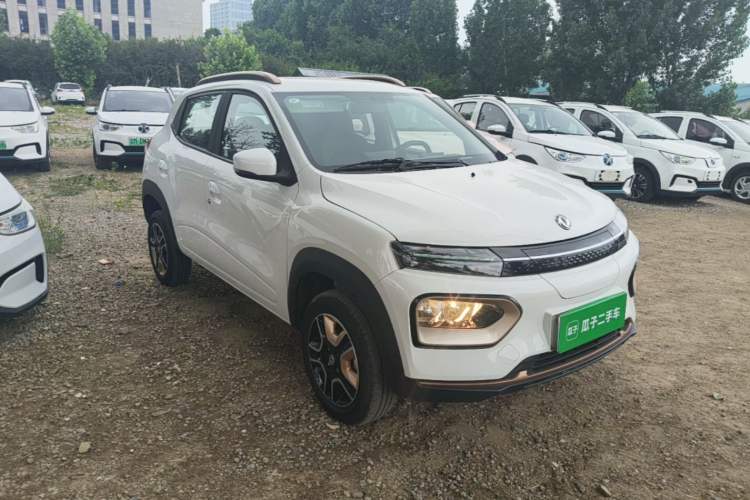 Used Dongfeng NAMMI BOX 2022 Revised Light Wind Edition 201 km Standard Version Front Right 45 Deg