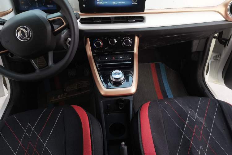 Used Dongfeng NAMMI BOX 2022 Chasing Wind Edition 331KM Advanced Model Gear Lever