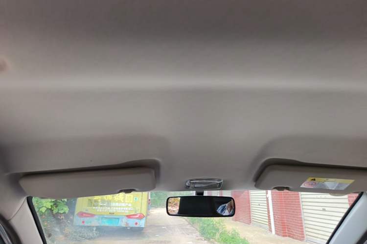 Used Dongfeng NAMMI BOX 2022 Revised Light Wind Edition 201 km Standard Version Headliner