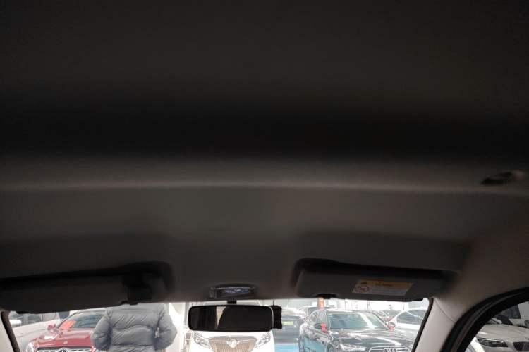 Used Dongfeng NAMMI BOX 2022 Champion Edition Light Wind Version 201KM Standard Model Headliner