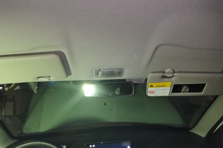 Used Dongfeng NAMMI BOX 2022 Revised Light Wind Edition 201 km Standard Version Headliner