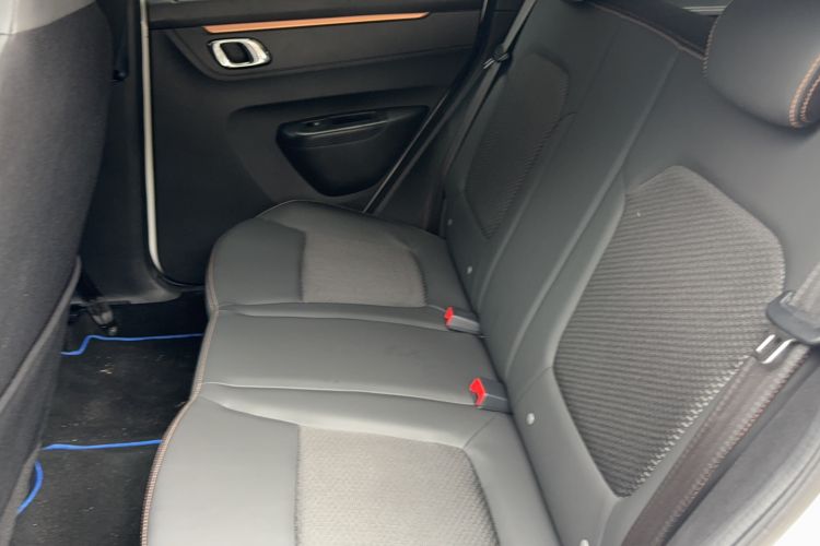 Used Dongfeng NAMMI BOX 2022 Chasing Wind Edition 331 km Standard Model Interior 1