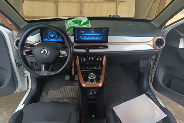 Used Dongfeng NAMMI BOX 2022 Chasing Wind Edition 351 km Advanced Model Interior 2