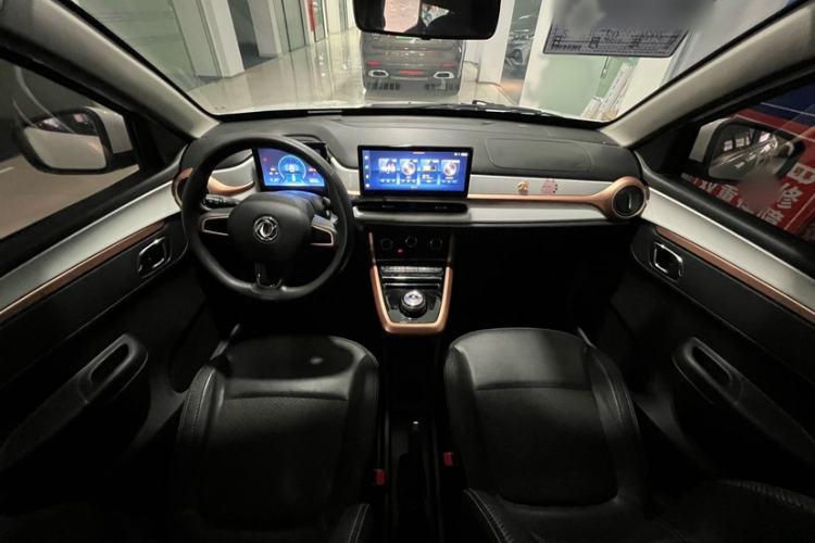 Used Dongfeng NAMMI BOX 2022 Chasing Wind Edition 331KM Advanced Model Interior 3