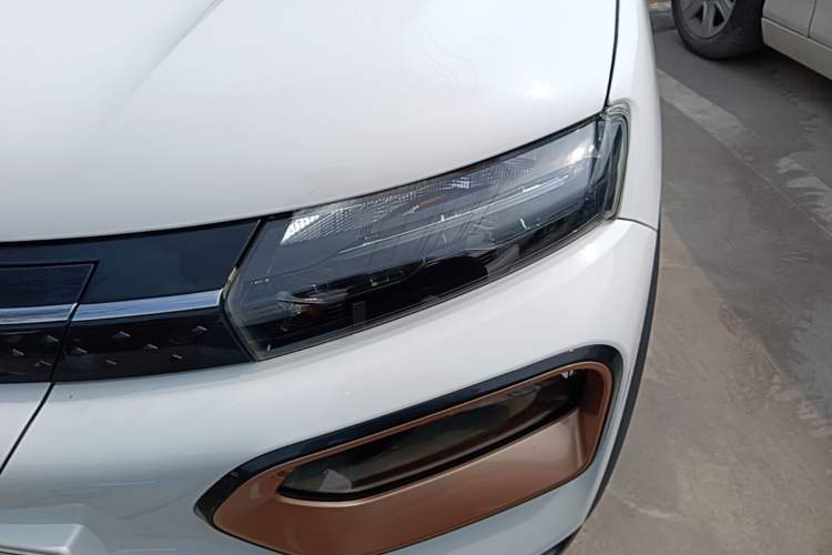Used Dongfeng NAMMI BOX 2022 Revised Light Wind Edition 201 km Standard Version Left Front Headlight