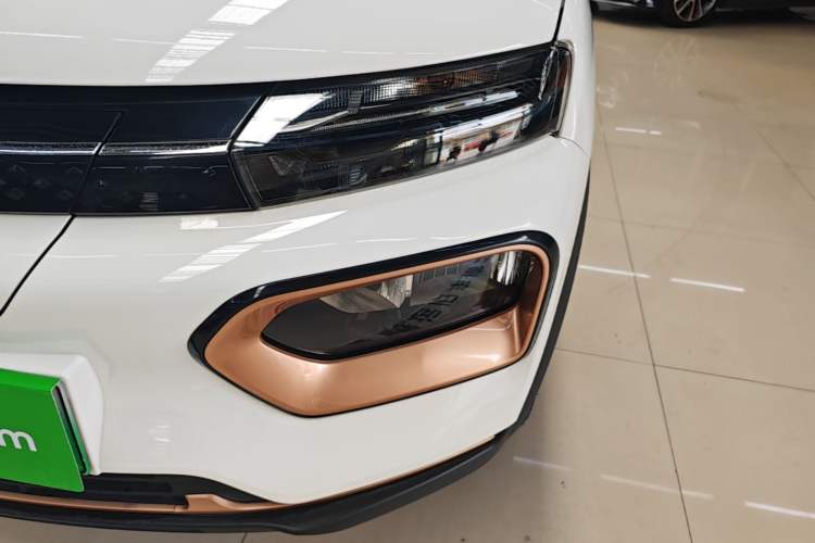 Used Dongfeng NAMMI BOX 2022 Revised Light Wind Edition 201 km Standard Version Left Front Headlight