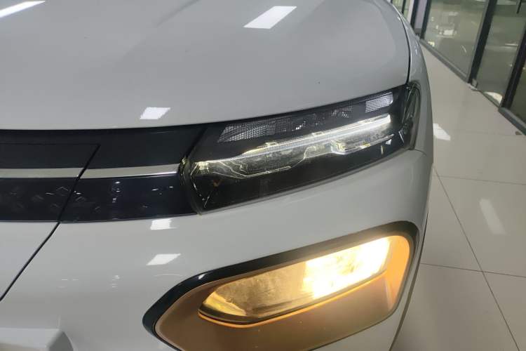 Used Dongfeng NAMMI BOX 2022 Chasing Wind Edition 331KM Advanced Model Left Front Headlight