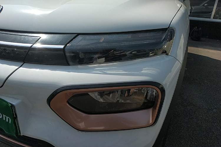 Used Dongfeng NAMMI BOX 2022 Revised Light Wind Edition 201 km Standard Version Left Front Headlight