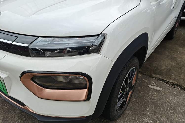 Used Dongfeng NAMMI BOX 2022 Revised Light Wind Edition 201 km Standard Version Left Front Headlight