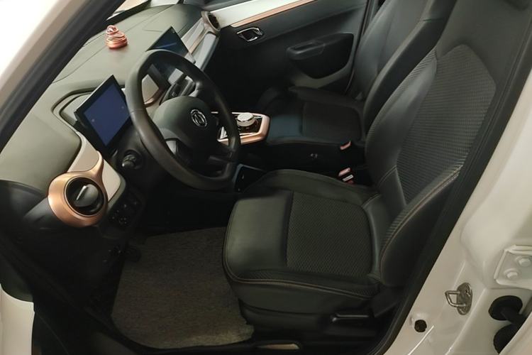 Used Dongfeng NAMMI BOX 2022 Revised Light Wind Edition 201 km Standard Version Left Front Seat