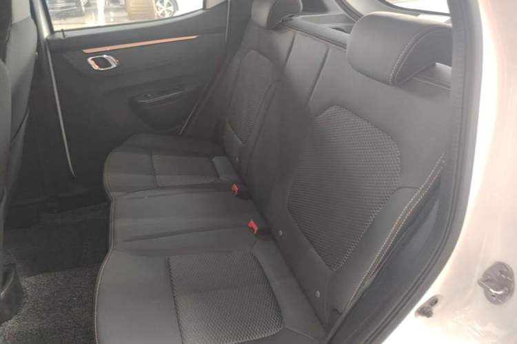 Used Dongfeng NAMMI BOX 2022 Chasing Wind Edition 351KM Standard Model Left Rear Seat