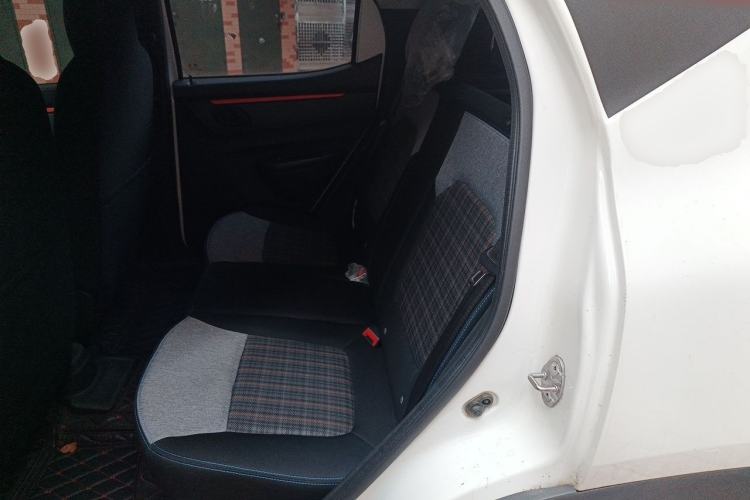Used Dongfeng NAMMI BOX 2022 Chasing Wind Edition 331 km Standard Model Left Rear Seat