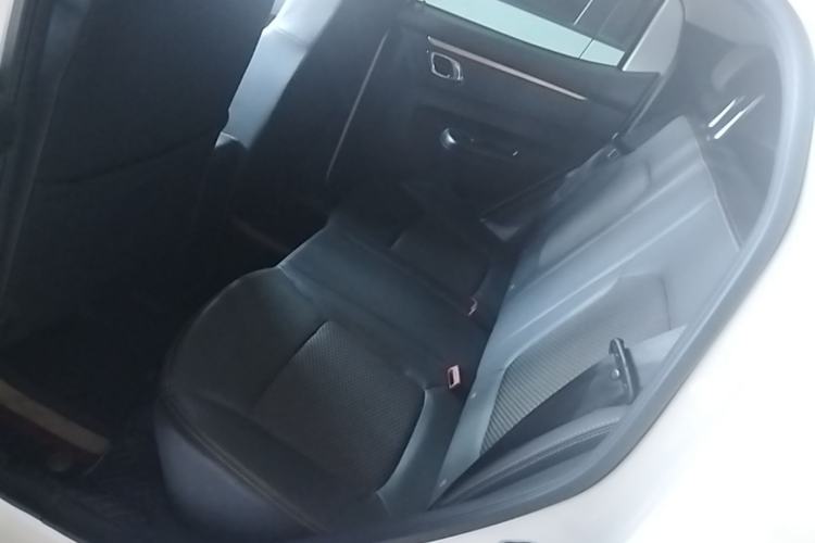 Used Dongfeng NAMMI BOX 2022 Champion Edition Light Wind Version 201KM Standard Model Left Rear Seat