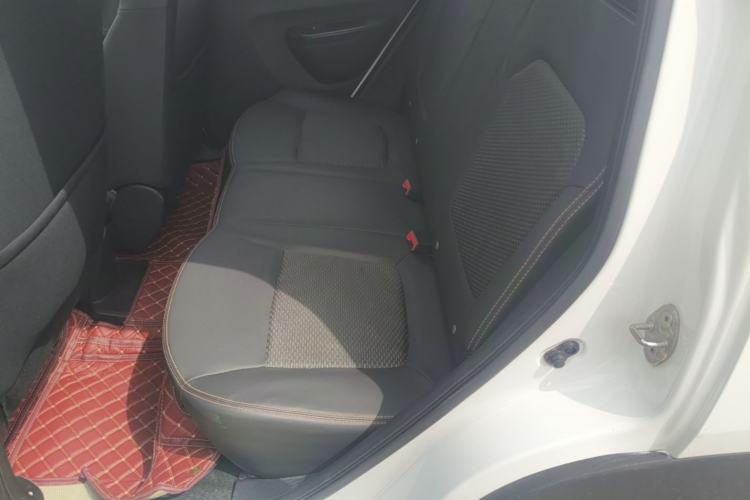 Used Dongfeng NAMMI BOX 2022 Revised Light Wind Edition 201 km Standard Version Left Rear Seat