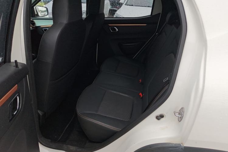 Used Dongfeng NAMMI BOX 2022 Chasing Wind Edition 331 km Standard Model Left Rear Seat