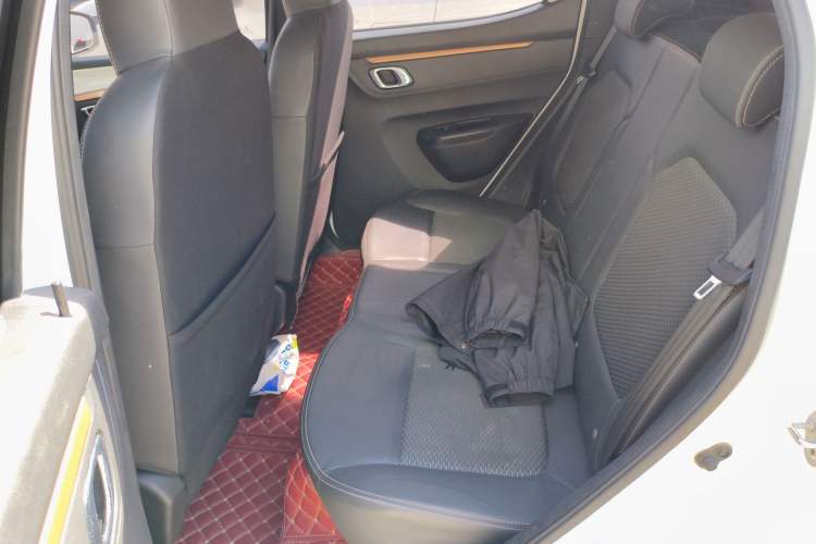 Used Dongfeng NAMMI BOX 2022 Chasing Wind Edition 351KM Standard Model Left Rear Seat