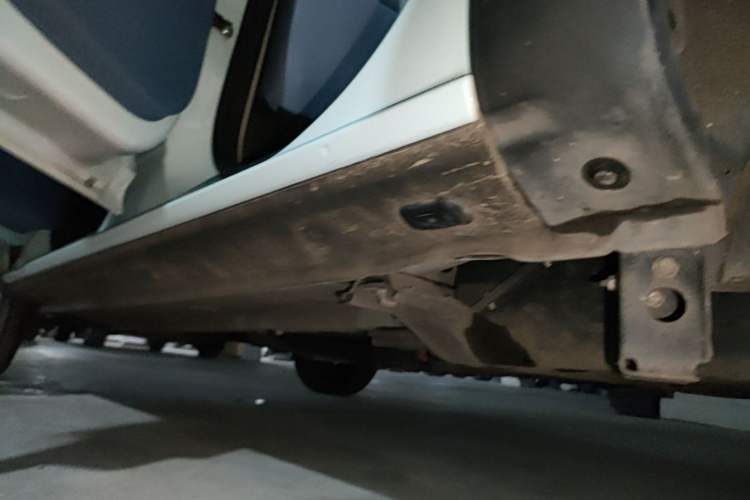 Used Dongfeng NAMMI BOX 2022 Chasing Wind Edition 331KM Advanced Model Left Side Sill