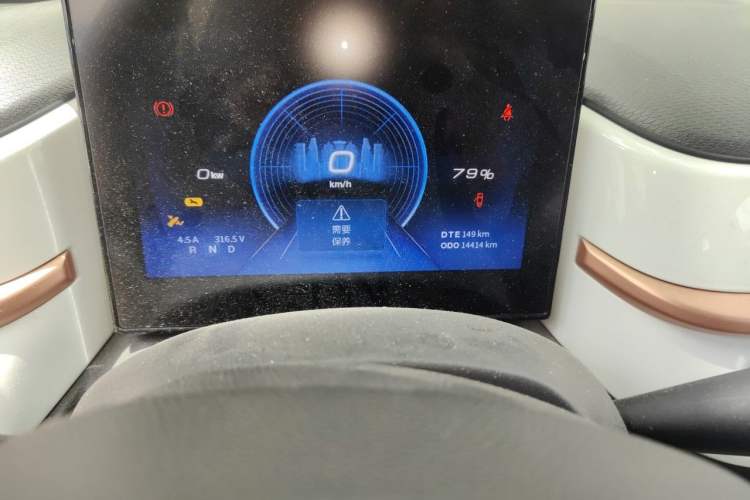 Used Dongfeng NAMMI BOX 2022 Revised Light Wind Edition 201 km Standard Version Odometer Close Up