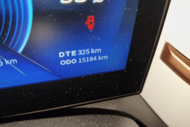 Used Dongfeng NAMMI BOX 2022 Chasing Wind Edition 331KM Advanced Model Odometer Close Up