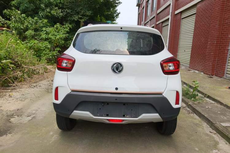 Used Dongfeng NAMMI BOX 2022 Revised Light Wind Edition 201 km Standard Version Rear
