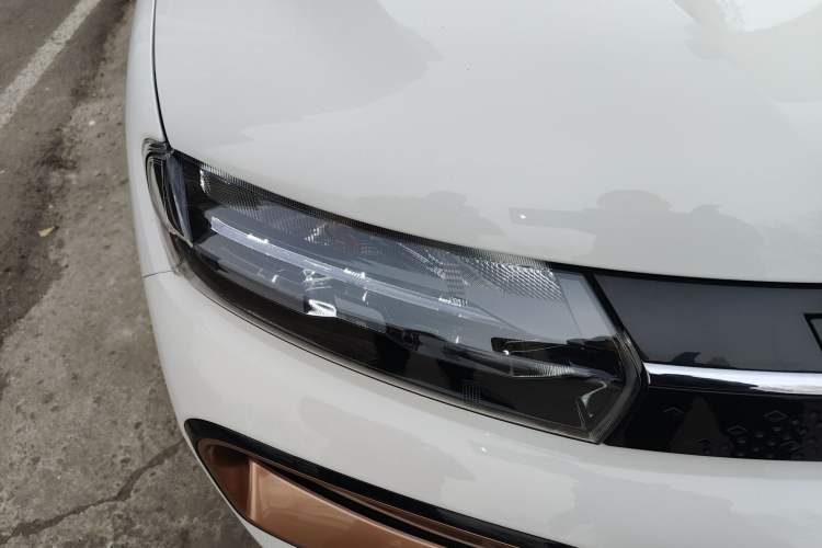 Used Dongfeng NAMMI BOX 2022 Champion Edition Light Wind Version 201KM Standard Model Right Front Headlight