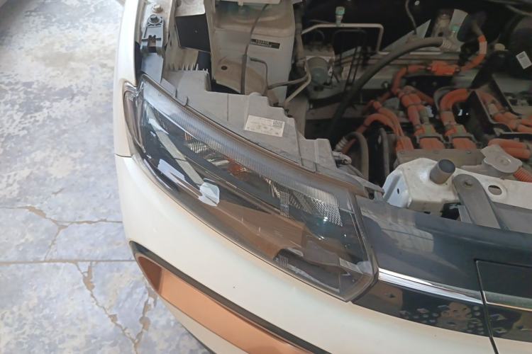 Used Dongfeng NAMMI BOX 2022 Chasing Wind Edition 351 km Advanced Model Right Front Headlight