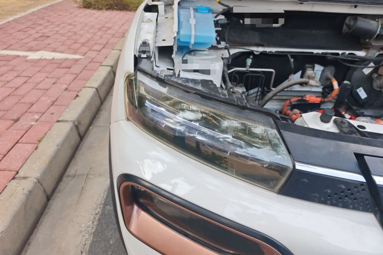 Used Dongfeng NAMMI BOX 2022 Revised Light Wind Edition 201 km Standard Version Right Front Headlight