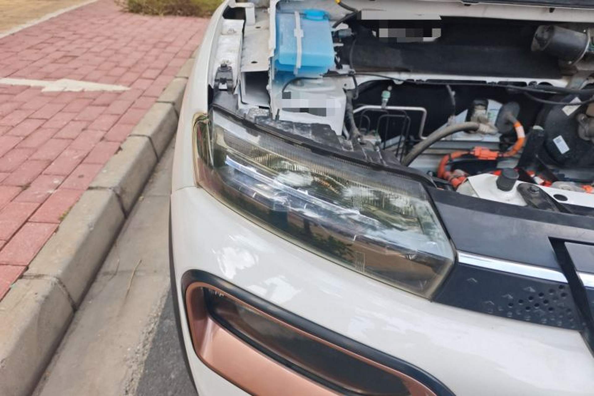 Used Dongfeng NAMMI BOX 2022 Revised Light Wind Edition 201 km Standard Version Right Front Headlight