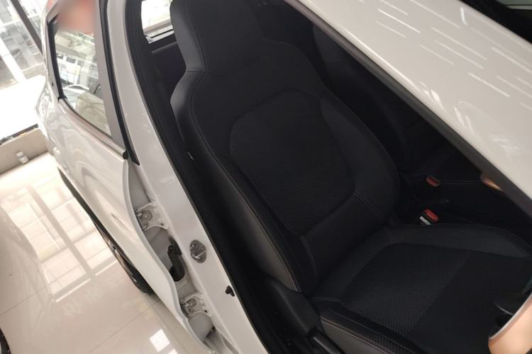 Used Dongfeng NAMMI BOX 2022 Chasing Wind Edition 351KM Standard Model Right Front Seat