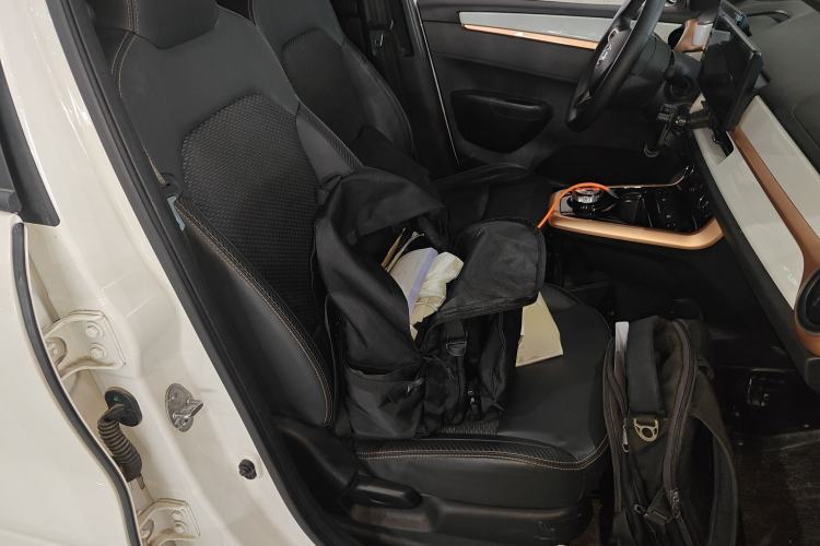 Used Dongfeng NAMMI BOX 2022 Chasing Wind Edition 331KM Advanced Model Right Front Seat