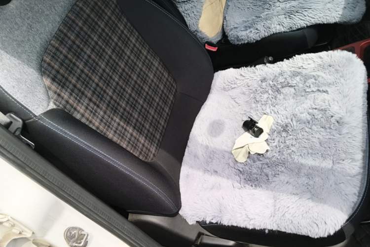 Used Dongfeng NAMMI BOX 2022 Chasing Wind Edition 331 km Standard Model Right Front Seat