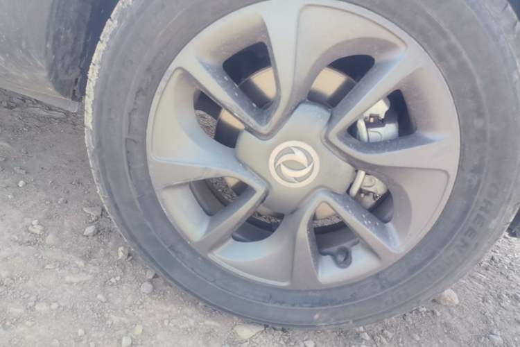 Used Dongfeng NAMMI BOX 2022 Chasing Wind Edition 331KM Advanced Model Right Front Wheel Hub