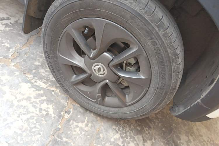 Used Dongfeng NAMMI BOX 2022 Chasing Wind Edition 351 km Advanced Model Right Front Wheel Hub
