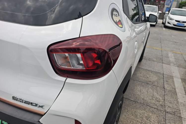 Used Dongfeng NAMMI BOX 2022 Revised Light Wind Edition 201 km Standard Version Right Rear Taillight