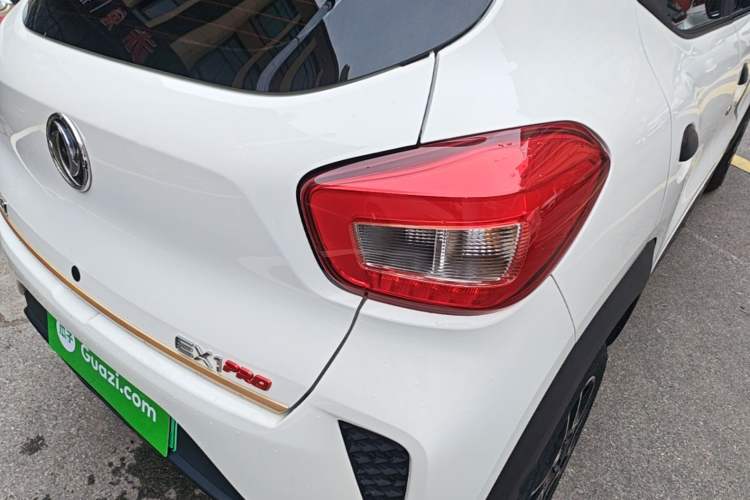 Used Dongfeng NAMMI BOX 2022 Chasing Wind Edition 331 km Standard Model Right Rear Taillight