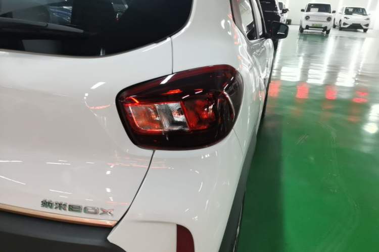 Used Dongfeng NAMMI BOX 2022 Chasing Wind Edition 331KM Advanced Model Right Rear Taillight