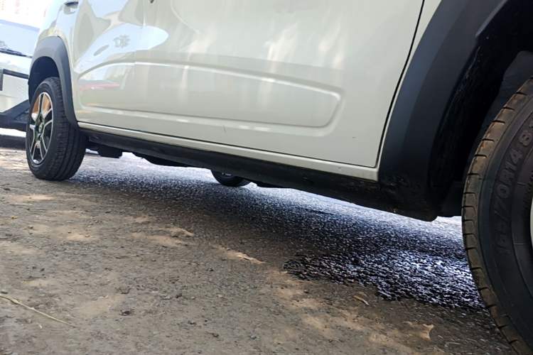 Used Dongfeng NAMMI BOX 2022 Chasing Wind Edition 331KM Advanced Model Right Side Sill