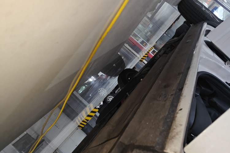 Used Dongfeng NAMMI BOX 2022 Chasing Wind Edition 331KM Advanced Model Right Side Sill