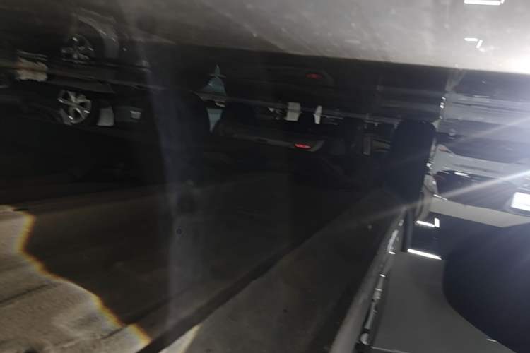 Used Dongfeng NAMMI BOX 2022 Champion Edition Light Wind Version 201KM Standard Model Right Side Sill