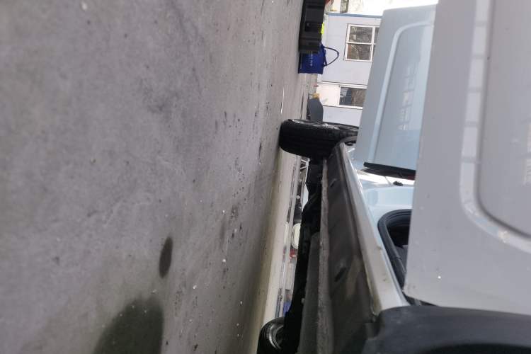 Used Dongfeng NAMMI BOX 2022 Chasing Wind Edition 331KM Advanced Model Right Side Sill