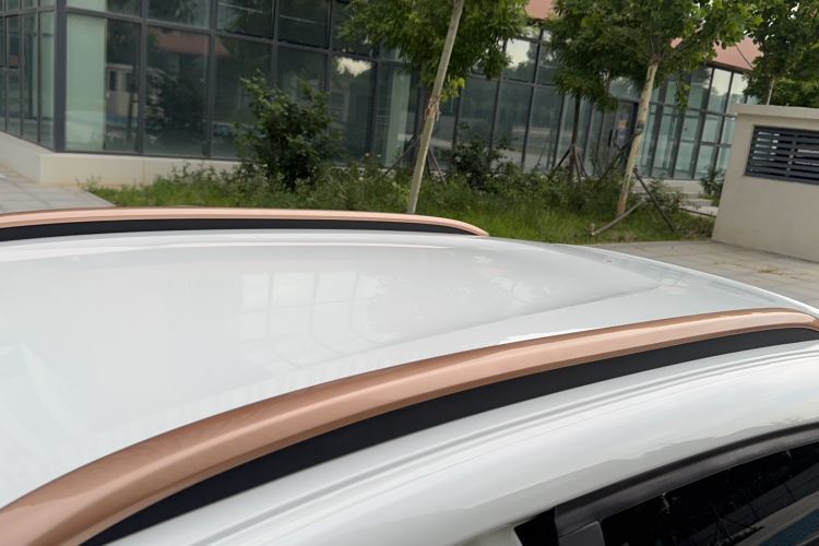 Used Dongfeng NAMMI BOX 2022 Revised Light Wind Edition 201 km Standard Version Roof
