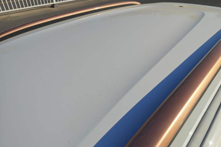 Used Dongfeng NAMMI BOX 2022 Revised Light Wind Edition 201 km Standard Version Roof