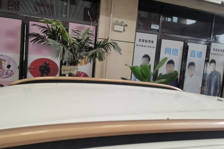 Used Dongfeng NAMMI BOX 2022 Champion Edition Light Wind Version 201KM Standard Model Roof