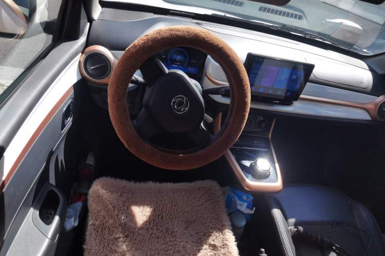 Used Dongfeng NAMMI BOX 2022 Chasing Wind Edition 331 km Standard Model Steering Wheel