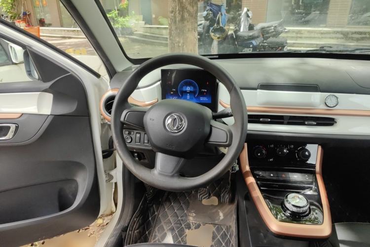 Used Dongfeng NAMMI BOX 2022 Revised Light Wind Edition 201 km Standard Version Steering Wheel
