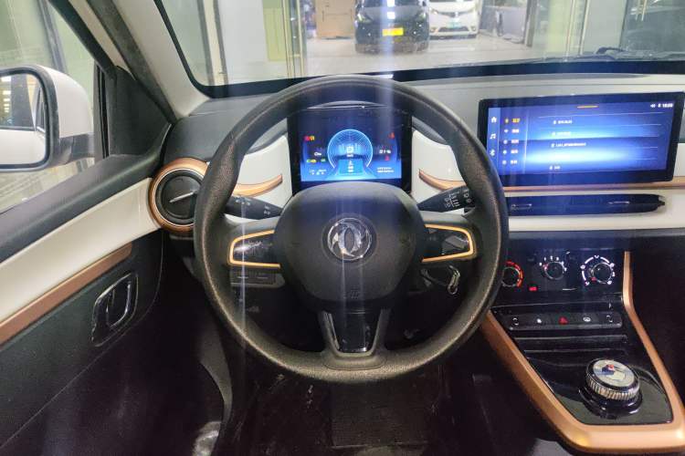 Used Dongfeng NAMMI BOX 2022 Chasing Wind Edition 331KM Advanced Model Steering Wheel