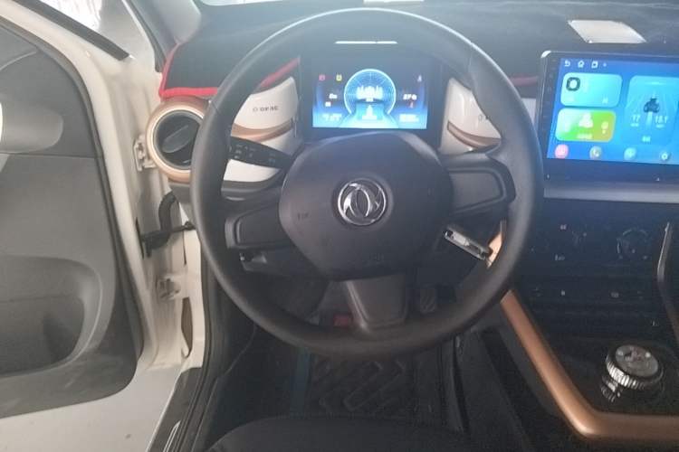 Used Dongfeng NAMMI BOX 2022 Chasing Wind Edition 351 km Advanced Model Steering Wheel
