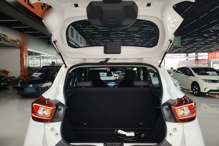 Used Dongfeng NAMMI BOX 2022 Chasing Wind Edition 351KM Standard Model Trunk