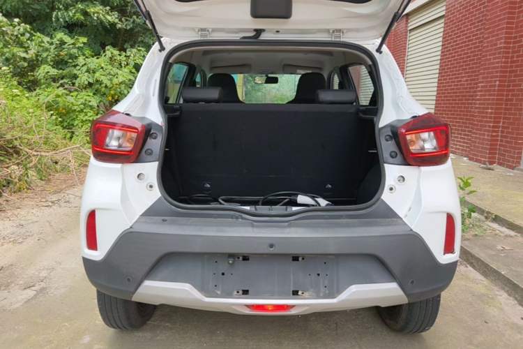 Used Dongfeng NAMMI BOX 2022 Revised Light Wind Edition 201 km Standard Version Trunk