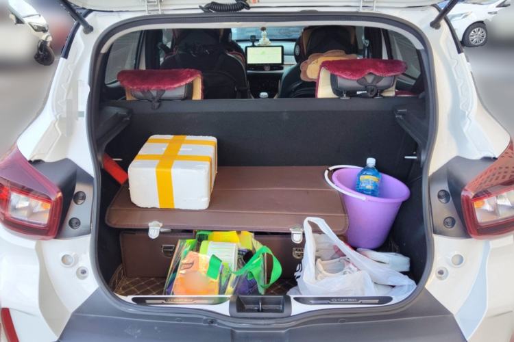 Used Dongfeng NAMMI BOX 2022 Revised Light Wind Edition 201 km Standard Version Trunk